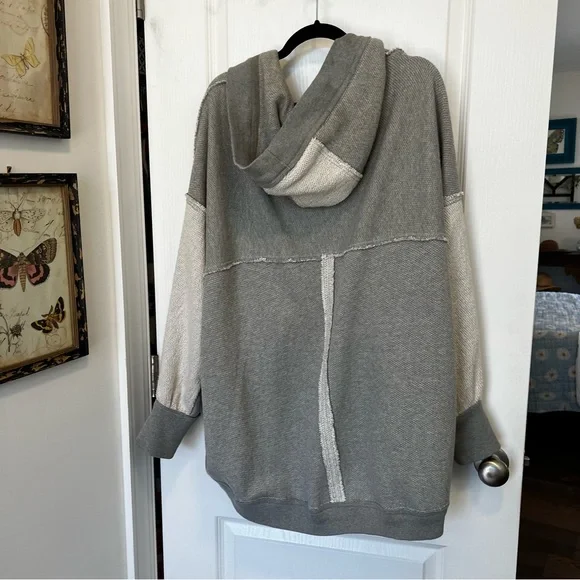 Free People Forever Yours Oversized Two-Tone Gray Hoodie Size Medium - Picture 8 of 12
